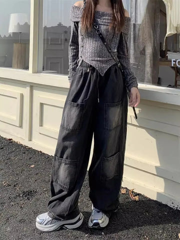 Black Gothic jeans with wide leg and cargo pockets