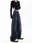 Cool dark blue oversized baggy jeans for a casual Y2K style