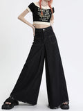 Oversized jeans in Goth &amp; E-Girl styleHigh waist with wide legs