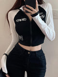 Schwarz-weißes E-Girl Crop-Top mit Langarm