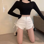 White shorts with zip and lace-up soft-girl style