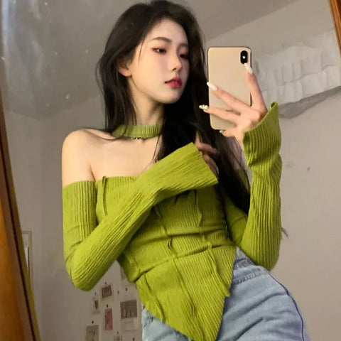 Stylish Long Sleeve Top in Green with Off-Shoulder Design