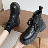 E-Girl Combat-Boots in Schwarz für Deinen Look