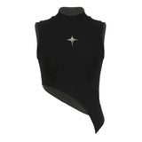 Sleeveless E-Girl knit top with asymmetric star print