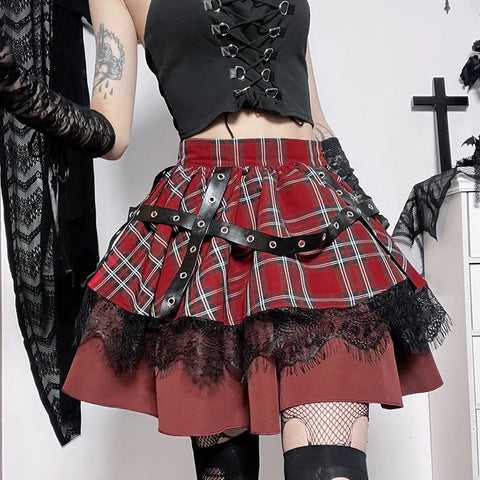 Gothic Lolita Karorock mit Nieten und Spitze