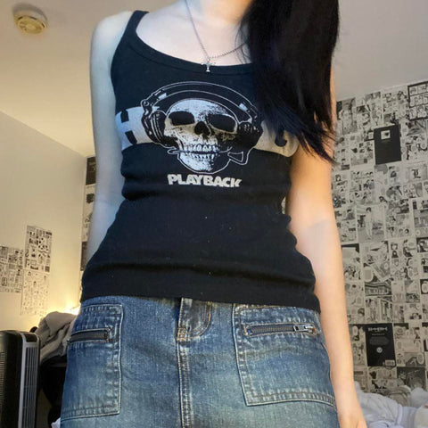 Schwarzes Tanktop mit grauem Totenkopf Druck "Wiedergabe"