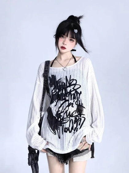 Oversized T-Shirt for Women Grunge Style with Creative Print