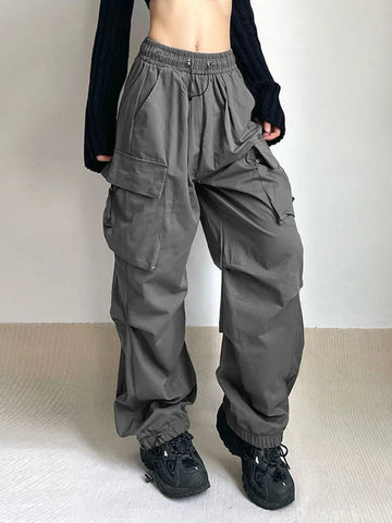 Damen Techwear Cargo-Hose im Oversize Stil mit weitem Bein