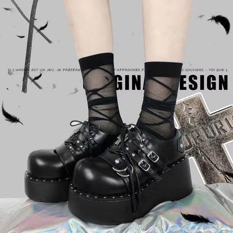 Gothic Lolita Schuh mit schwarzem Plateau-Verschluss und Schnürung