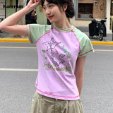 恐竜プリントの原宿系カワイイTシャツ – トレンディなY2Kルック