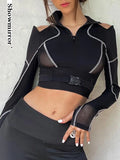 Schwarzes Gothic Crop-Top mit Schnallen und Mesh