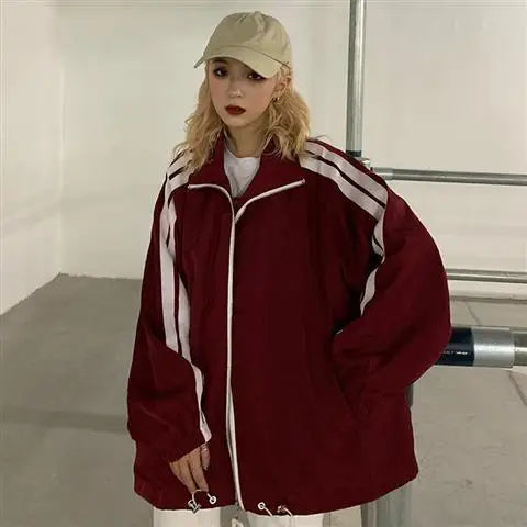 Baggy jacket for your sporty American Gorpcore style for women