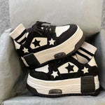 Skateboard Sneaker Star Print Stil Y2K