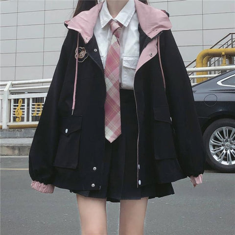 Japanische E-Girl Streetwear Kapuzenjacke in schwarz und pink mit Reißverschluss