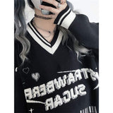 Pullover over e-girl Stil V-Ausschnitt Schrift Gothic